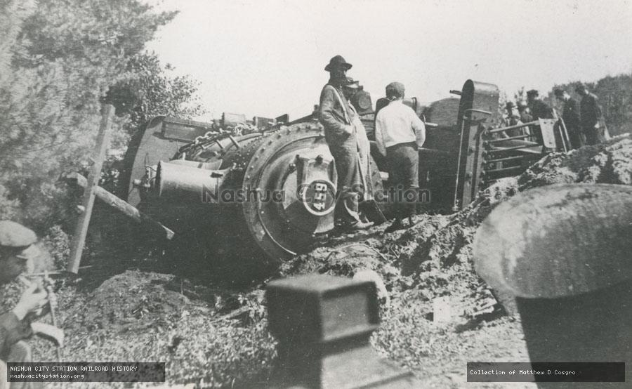 Postcard: Wreck of New Haven Railroad #459 near Myricks, Berkley, Massachusetts